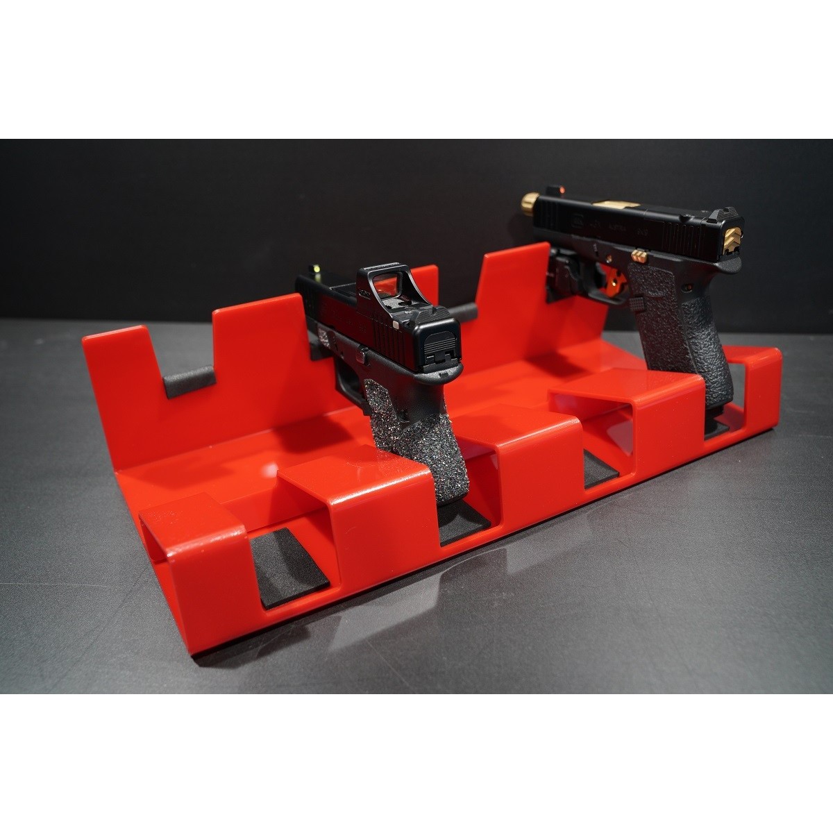 Gun Triangular Red Stand 4 Gun Stand